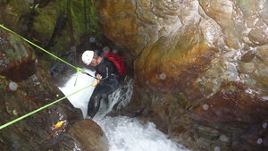 Canyoning hecho en Bolivia 2018 (3).jpg