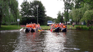 Projekttag Falkenhain Flossbau & Survival 07.06 (3).jpg