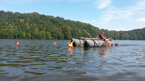 Projekttag Falkenhain Flossbau & Survival 23.08.16 (9).jpg