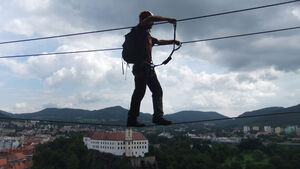 Klettersteig Dezin Freundschaftshoehle Aktivreiseteam (3).jpg